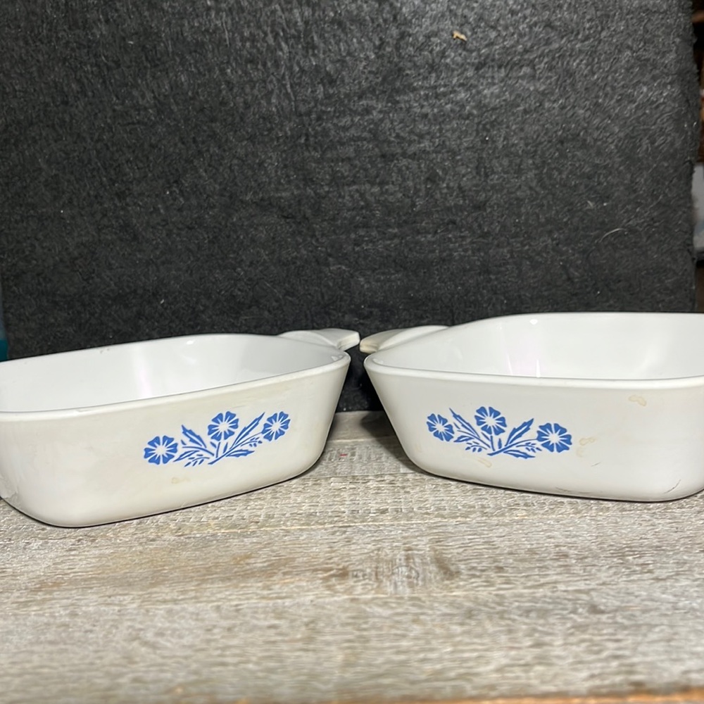 2 Vintage Blue Cornflower Corning Ware PETITE PAN P-41  Casserole Baking Dish.
